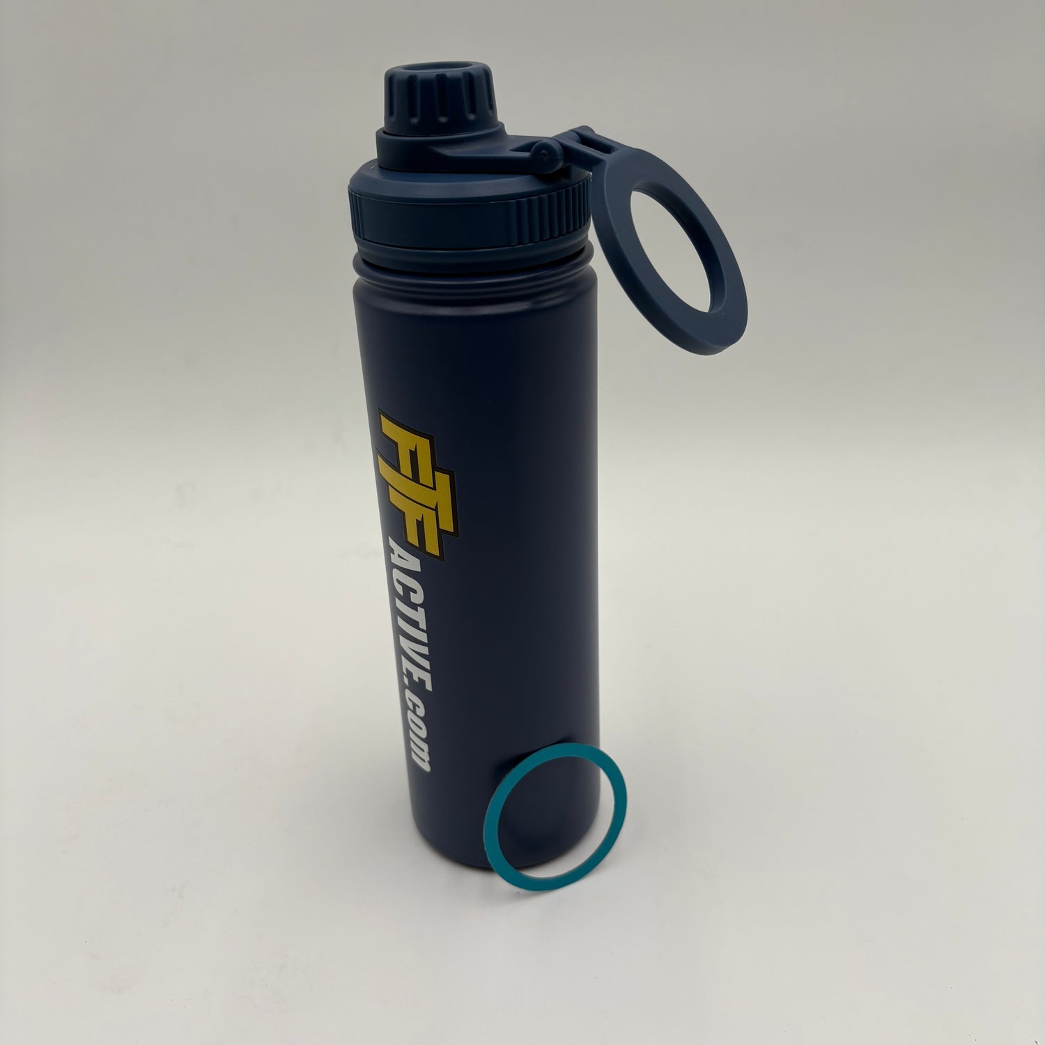 Magnetic Bottle – 700ml Stainless Steel with Phone Holder