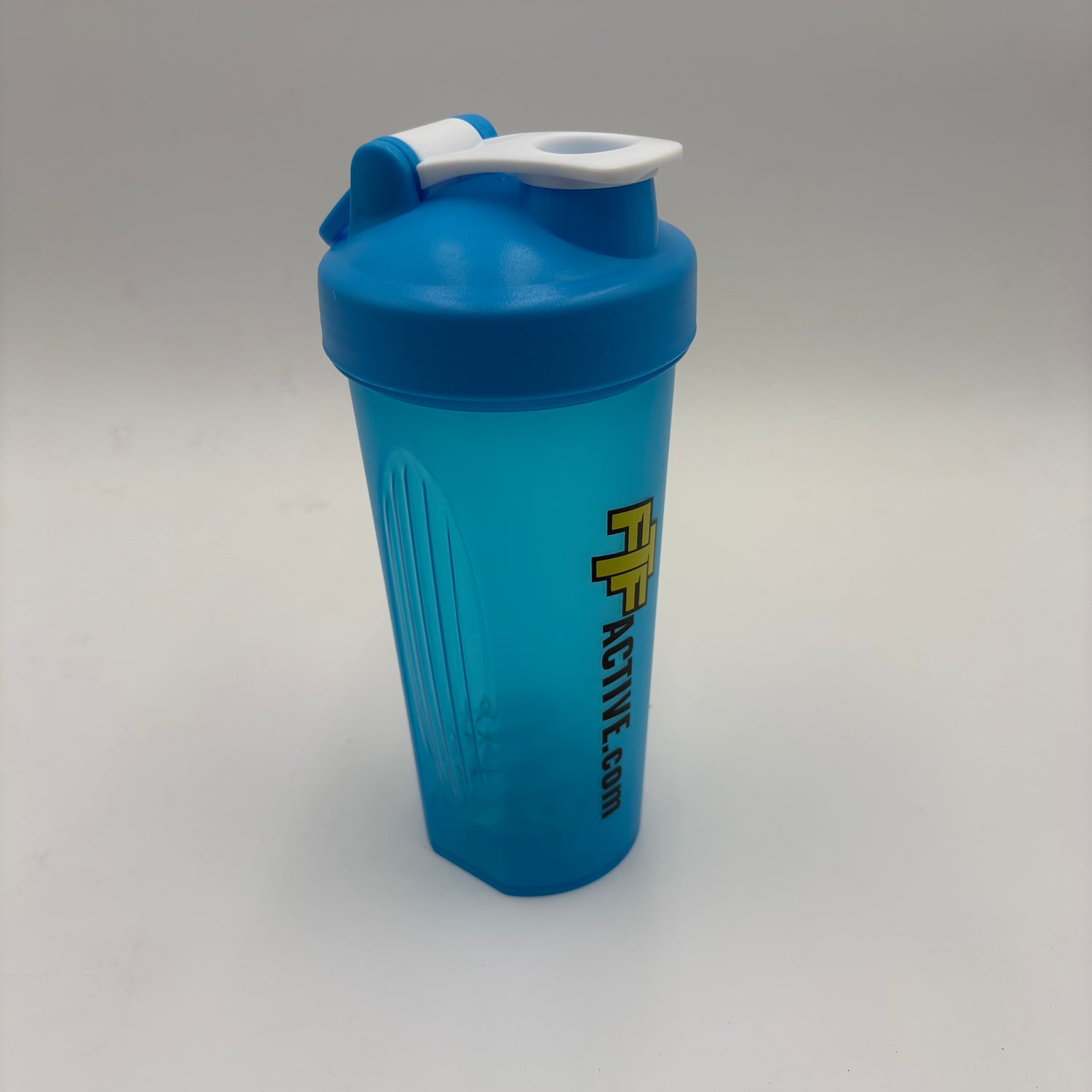 Protein Shaker – 700 ml Leak-Proof Shaker Bottle
